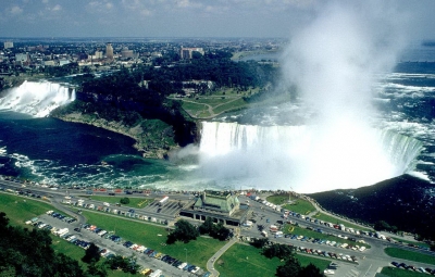 Niagara falls.jpg